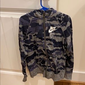 Nike Thin Zip Jacket